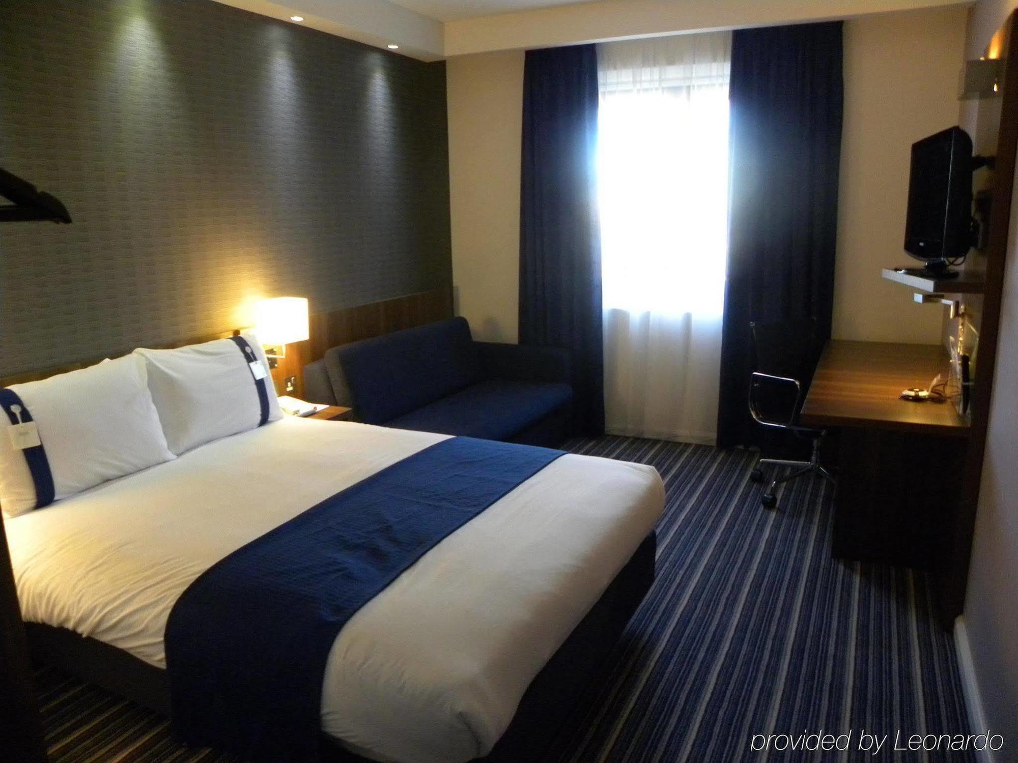Holiday Inn Express Colchester By Ihg Kamer foto